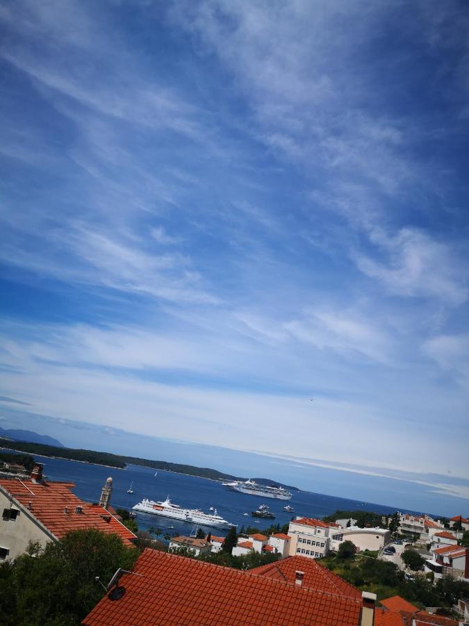 Kresic 1 Hvar *